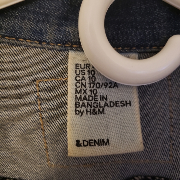H&M Distressed Blue Denim Jean Jacket - Picture 2 of 6